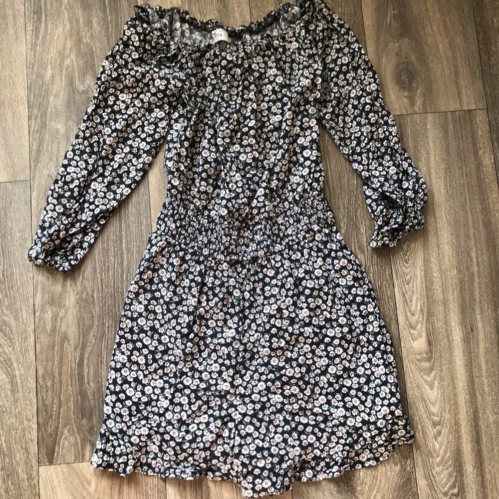 Hollister Daisy Romper